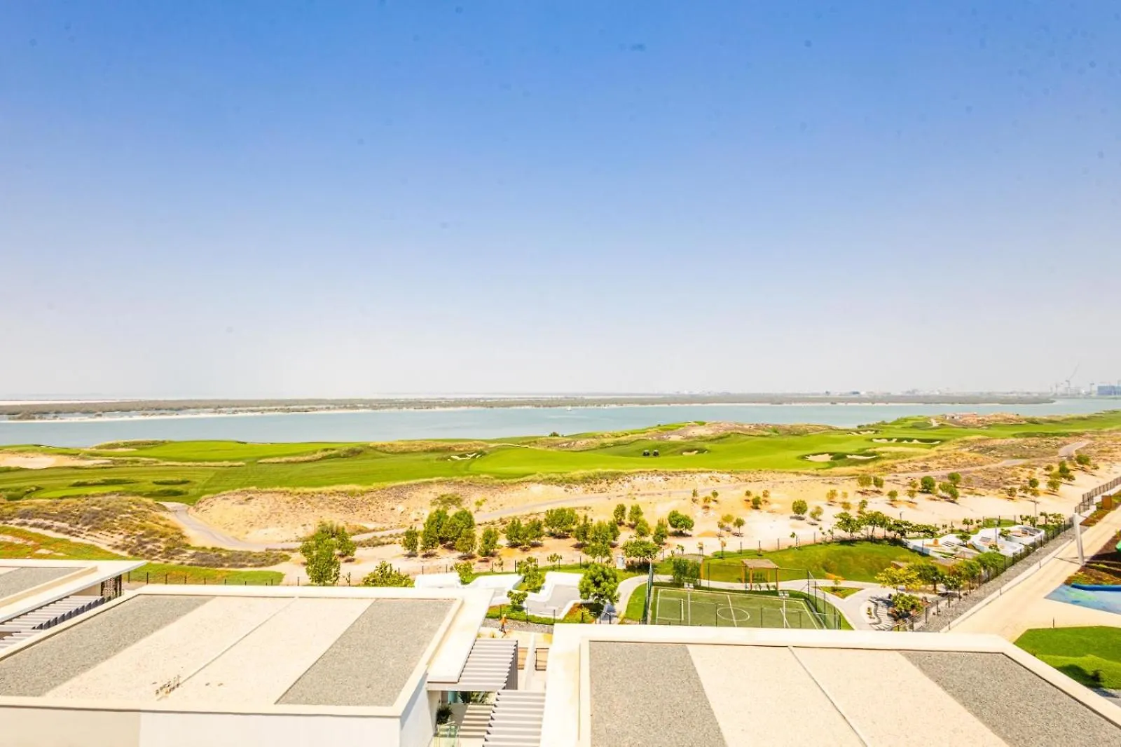 Voyage 2 Bedroom In Mayan With Ocean Views Abu Dzabi
