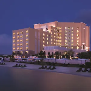 Traders Hotel, Abu Zabi