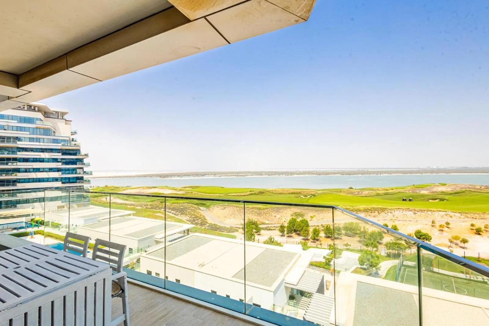 Voyage 2 Bedroom In Mayan With Ocean Views Abu Dhabi 0*,  Verenigde Arabische Emiraten